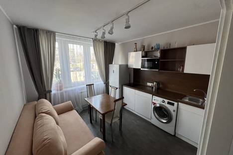 1-комнатная квартира в Екатеринбурге, ул. Калинина, 22, м. Уралмаш