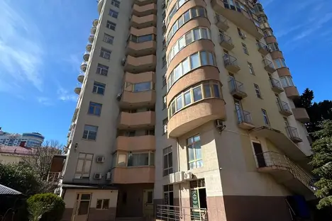 2-комнатная квартира в Сочи, мкр. Центральный, ул. Роз дом 52