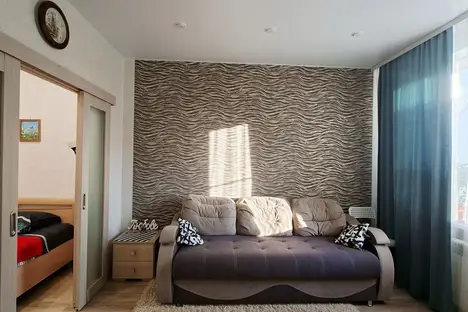 2-комнатная квартира в Омске, Взлётная ул., 9/1