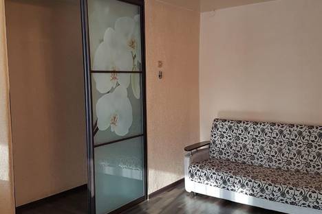 Двухкомнатная квартира в аренду посуточно в Тайге по адресу ул. Щетинкина, 63
