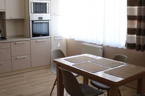 Двухкомнатная квартира в аренду посуточно в Калининграде по адресу Шахматная ул., 2А