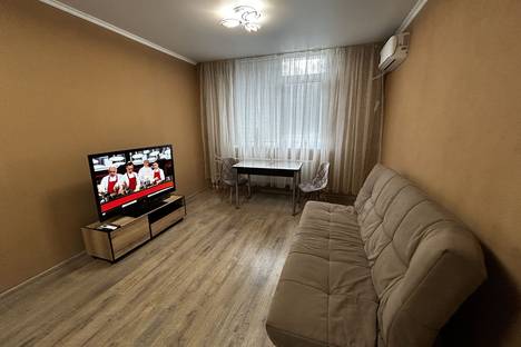 1-комнатная квартира в Оренбурге, Оренбург, ул. Неплюева, 5