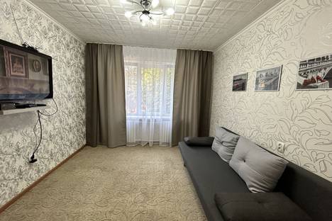 Двухкомнатная квартира в аренду посуточно в Калининграде по адресу ул. Горького, 156