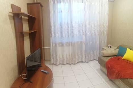 Однокомнатная квартира в аренду посуточно в Тюмени по адресу Интернациональная ул., 203к2