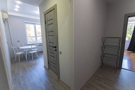 Двухкомнатная квартира в аренду посуточно в Пятигорске по адресу пл. Ленина 22