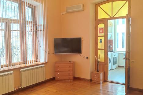 Однокомнатная квартира в аренду посуточно в Ялте по адресу Пушкинская ул. 1