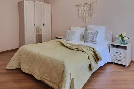 2-комнатная квартира в Астрахани, ул. Латышева, 3Ек1