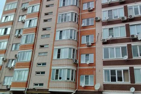 Однокомнатная квартира в аренду посуточно в Пятигорске по адресу ул. Бунимовича, 19к2, подъезд 1