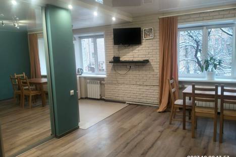 Двухкомнатная квартира в аренду посуточно в Ярославле по адресу Угличская ул., 21