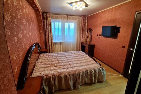 Двухкомнатная квартира в аренду посуточно в Южно-Сахалинске по адресу Комсомольская ул., 271к2
