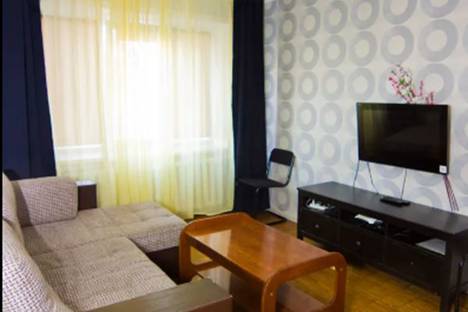 Трёхкомнатная квартира в аренду посуточно в Архангельске по адресу Троицкий пр-кт, 104