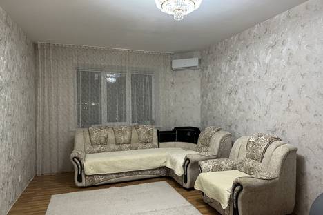 2-комнатная квартира в Элисте, ул. Юрия Клыкова, 81Гк2
