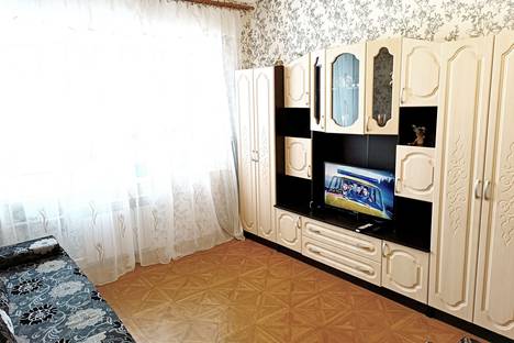 Однокомнатная квартира в аренду посуточно в Тюмени по адресу ул. Николая Чаплина, 113