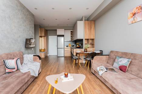 2-комнатная квартира в Ереване, ул. Езника Кохбаци, 16, м. Площадь Республики