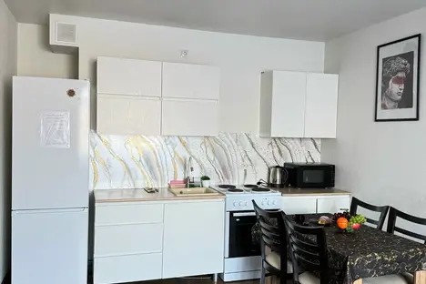 3-комнатная квартира в Тюмени, Тюмень, Харьковская ул., 74