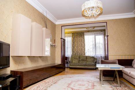 2-комнатная квартира в Ереване, пр-кт Маштоца, 5Г