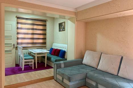 2-комнатная квартира в Ташкенте, Юнусабадский р-н , массив Киёт, 46, подъезд 6, м. Минор