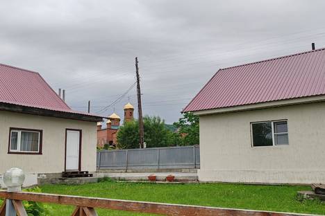 Дом в Белокурихе, Белокуриха, Рябиновая ул., 23