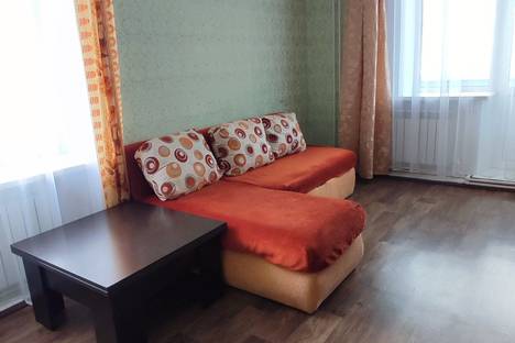 Двухкомнатная квартира в аренду посуточно в Красная горбатке по адресу Молодёжная ул., 2А