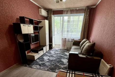 2-комнатная квартира в Луганске, кв-л Левченко 18