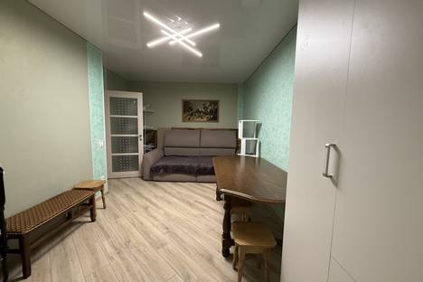 2-комнатная квартира в Азове, Черноморский пер., 70