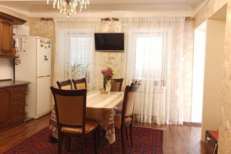 Комната в аренду посуточно в Дагестане по адресу Дахадаевский р-н , с. Кубачи