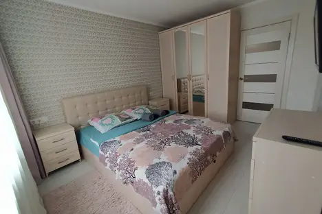 2-комнатная квартира в Хабаровске, ул. Суворова, 69