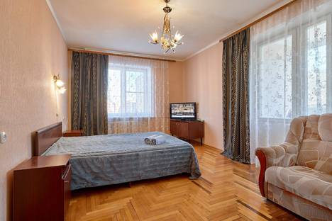Двухкомнатная квартира в аренду посуточно в Кисловодске по адресу Коллективная ул., 4