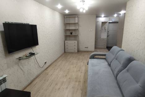 Однокомнатная квартира в аренду посуточно в Владивостоке по адресу ул. 50 лет ВЛКСМ, 28