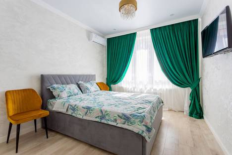 1-комнатная квартира в Краснодаре, ул. Героев-Разведчиков, 6к4, подъезд 1