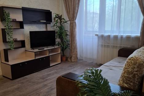 2-комнатная квартира в Новокуйбышевске, Новокуйбышевск, ул. Островского, 6