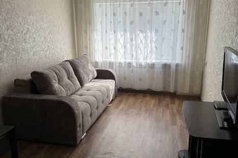 Однокомнатная квартира в аренду посуточно в Луганске по адресу 30-й кв-л, 12, подъезд 2