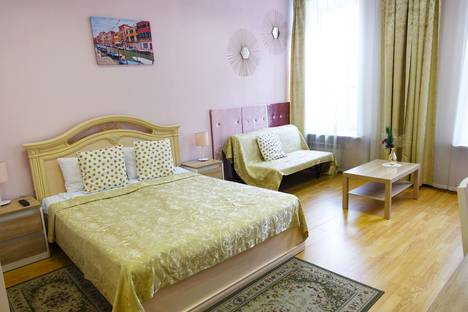 Однокомнатная квартира в аренду посуточно в Санкт-Петербурге по адресу Невский пр-кт, 132, подъезд 3