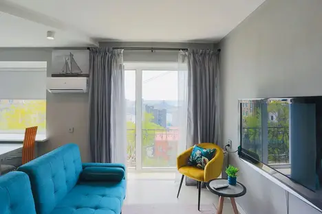 1-комнатная квартира во Владивостоке, ул. Суханова, 11