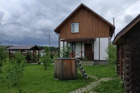 Дом в Калужской области, Калужская область, Тарусский р-н , с.п. Волковское СНТ Окский х., Светлая ул., 1