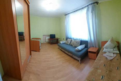 Двухкомнатная квартира в аренду посуточно в Грязовце по адресу Коммунистическая ул., 63