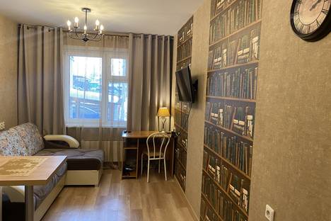 1-комнатная квартира в Красноярске, Красноярск, ул. Академика Киренского, 43, подъезд 1