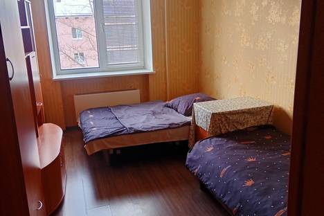 Двухкомнатная квартира в аренду посуточно в Новокуйбышевске по адресу ул. Дзержинского, 36