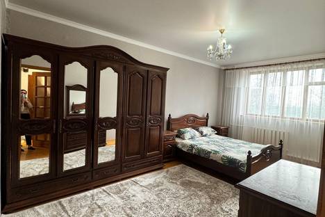 Трёхкомнатная квартира в аренду посуточно в Махачкале по адресу ул. Лаптиева, 44