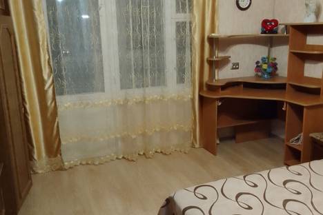 Двухкомнатная квартира в аренду посуточно в Орджоникидзе по адресу ул. Ленина, 4А