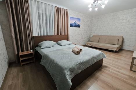 3-комнатная квартира в Шахтах, Индустриальная ул., 1Б