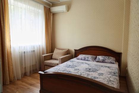 Комната в аренду посуточно в Московской области по адресу Геленджик, Колхозная 75