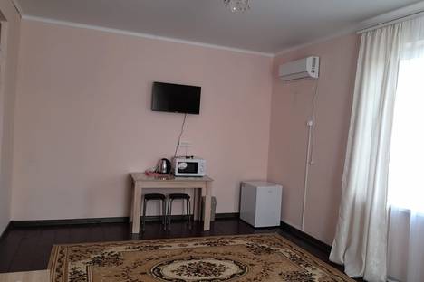 Комната в аренду посуточно в Гудаутском районе по адресу Гудаутский р-н, с. Абгархук