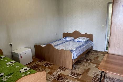 Комната в Новом Афоне, Новый Афон, ул. Захара Топчана, 15