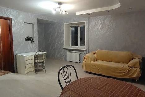 Однокомнатная квартира в аренду посуточно в Архангельске по адресу Троицкий пр-кт, 194