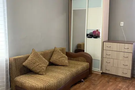 1-комнатная квартира в Новочеркасске, Новочеркасск, Красный спуск, 24