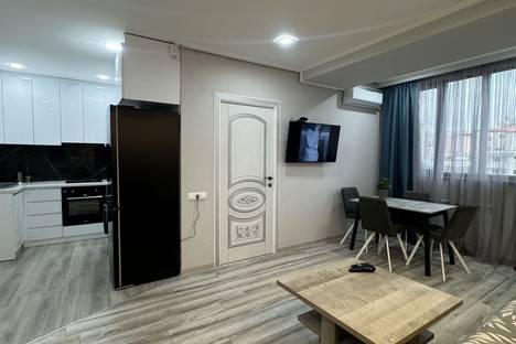 Двухкомнатная квартира в аренду посуточно в Ереване по адресу ул. Амиряна, 12, метро Площадь Республики