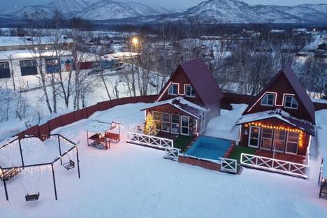 Дом в селе Паратунка, село Паратунка, Елизовский р-н , с. Паратунка, Нагорная ул., 1