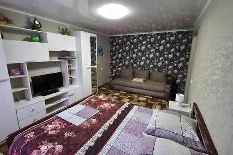 1-комнатная квартира в Астрахани, Бумажников, 17