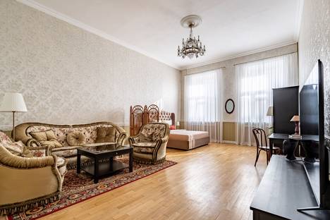 Двухкомнатная квартира в аренду посуточно в Санкт-Петербурге по адресу Почтамтская ул., 11, метро Адмиралтейская